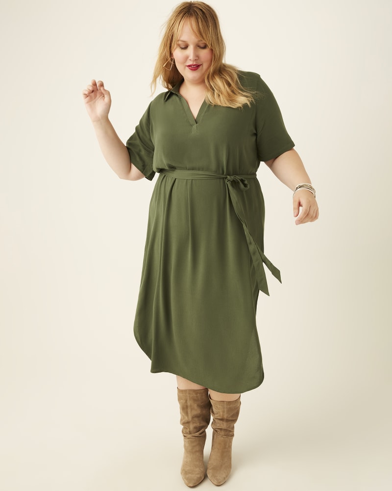 Plus size model with hourglass body shape wearing Vera Midi Shirtdress by Downing Studio | Dia&Co | dia_product_style_image_id:171910